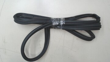 Уплотнитель двери для Mercedes-Benz E-Класс W211, S211 · Рестайлинг 2006-2009
