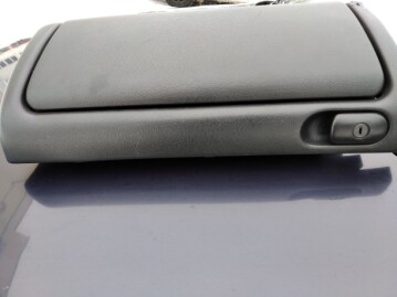 Бардачок в сборе для Volkswagen Vento 1992-1999