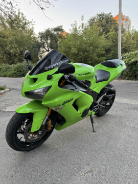 Купить мотоцикл Kawasaki ZXR за 4600 $, с пробегом, 2005 г