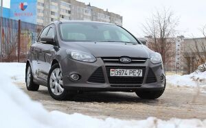Ford Focus на подъёмнике. «В качестве семейного авто и для поездок на дачу точно не годится»