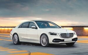 Огромные экраны и дополненная реальность: Mercedes показал салон следующего S-Class (видео)