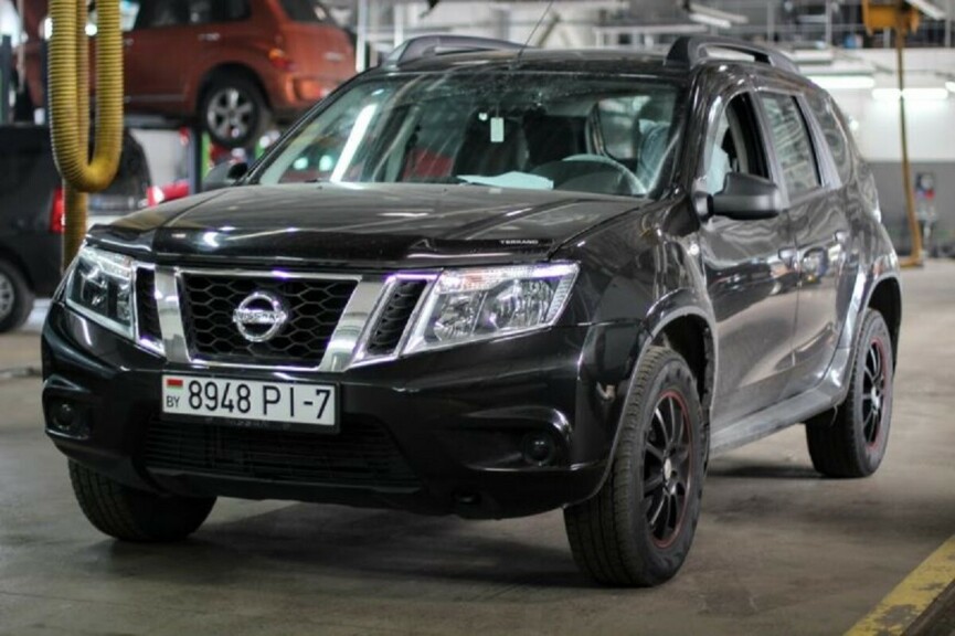 Nissan отзывает более 500 кроссоверов российской сборки