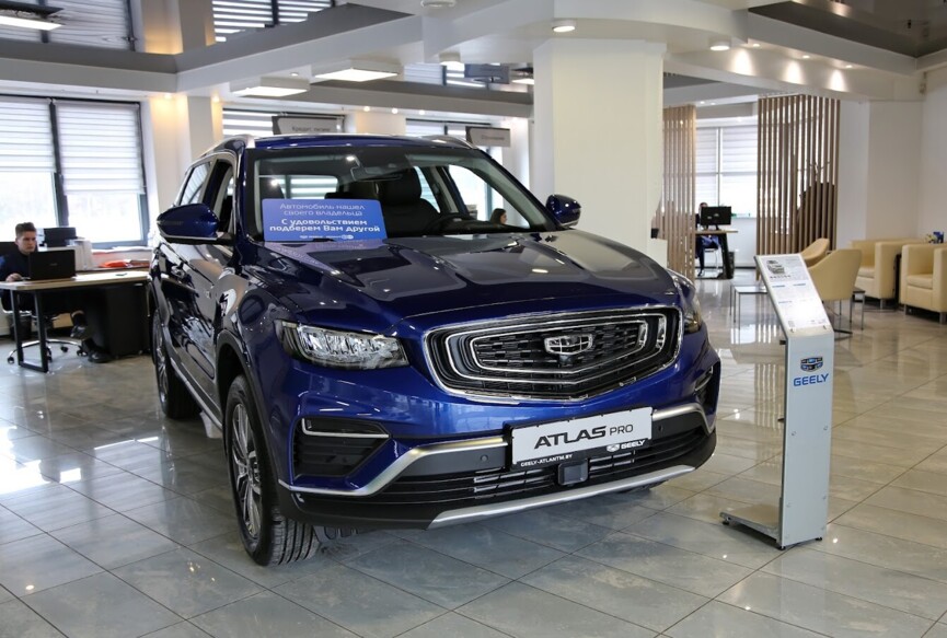 Худший результат за 10 лет! В Беларуси продажи новых авто снизились в 3,5 раза