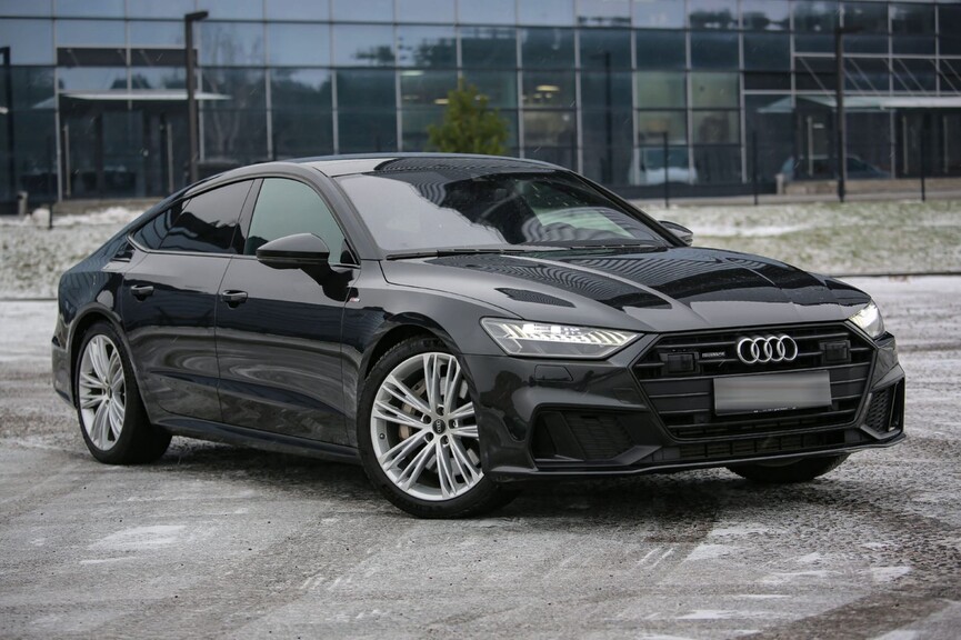«Хотел попробовать бензиновый 3.0 TFSI». Посмотрели на подъёмнике Audi A7 Quattro из ЕС
