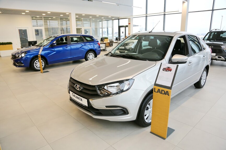 АвтоВАЗ сделал свою самую доступную модель ещё проще и дешевле