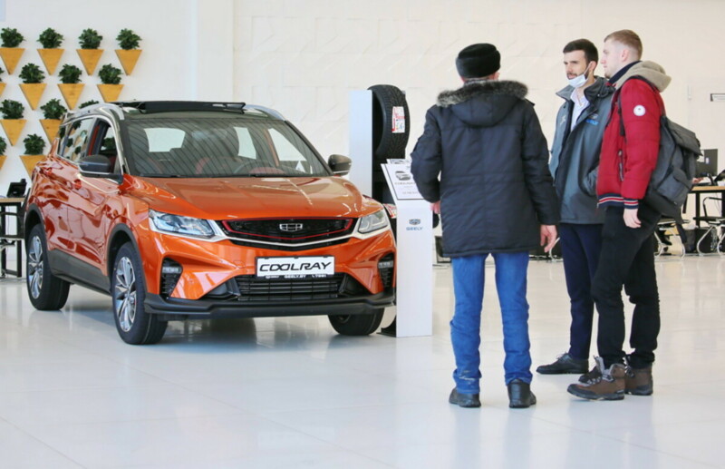 Lada на вершине, а Geely «уходит в премиальный сегмент». Названы машины, которые белорусы покупали чаще всего