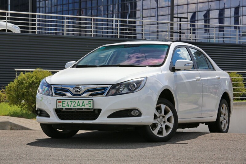 BYD e5 для китайского такси: «На 100 км по городу уходит до 7 рублей»