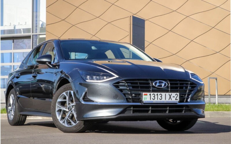 «Пятилетний немец не такой комфортный, как Sonata». Дистрибьютор Hyundai спросил мнение клиента