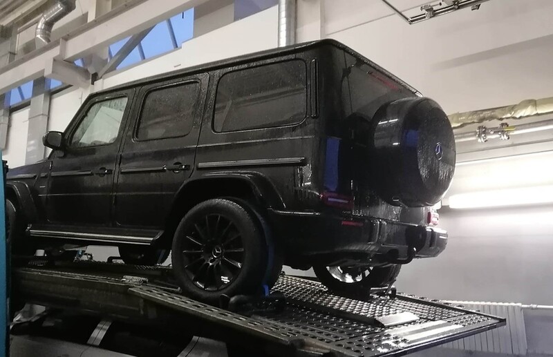 В Беларусь ввозили Mercedes почти за $140 тысяч. На таможне ценнику не поверили