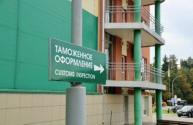 Выезда из Беларуси ждут более трёх тысяч грузовиков. Некоторые водители в очереди уже неделю