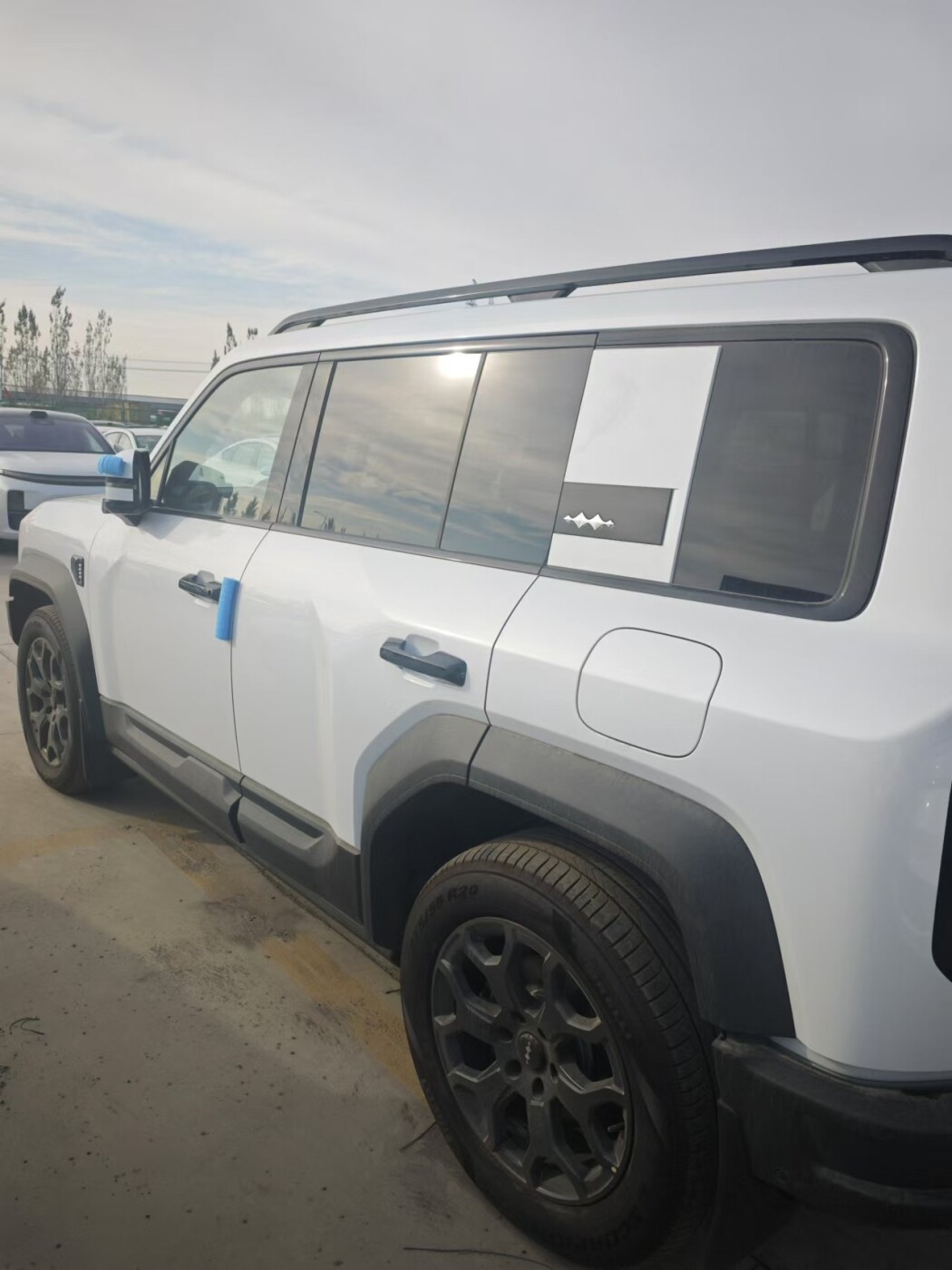 Продажа FangChengBao Leopard 5 1,5 PHEV (687 л.с.) Yunnan Deluxe ...